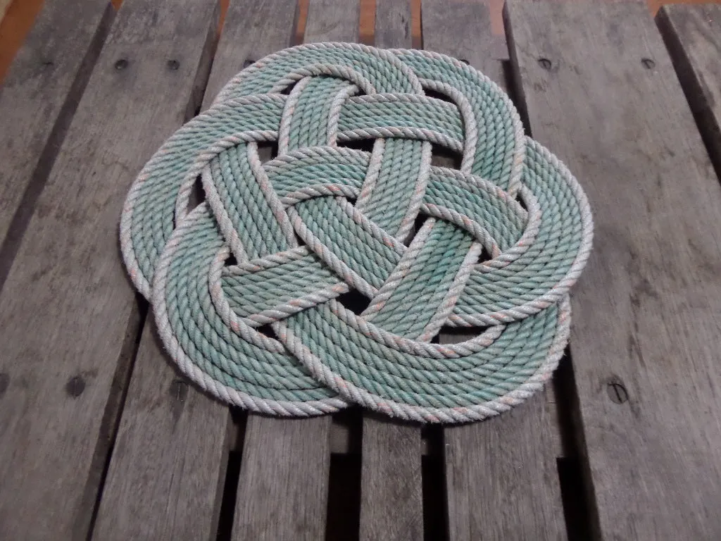 15" Centerpiece Trivet