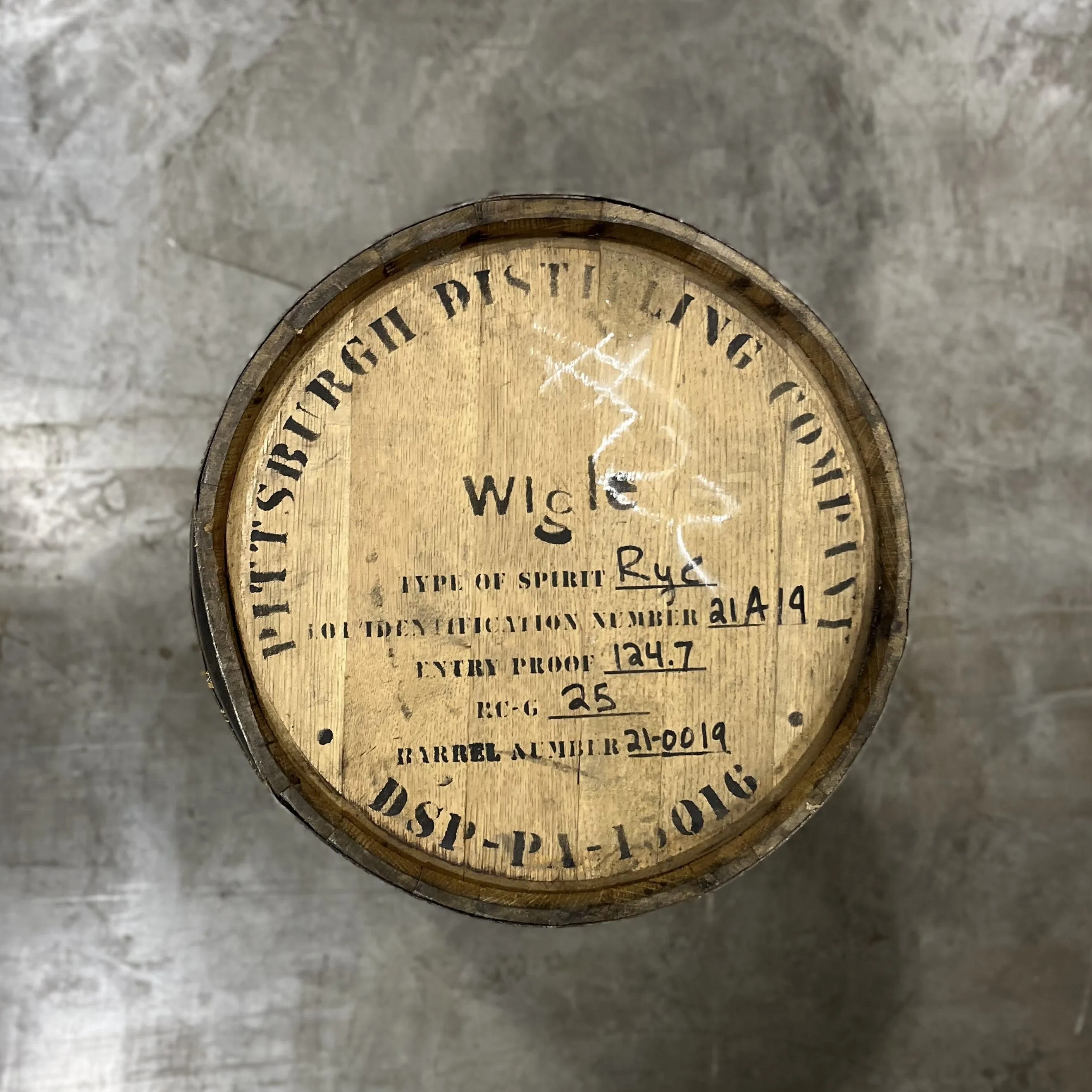 25 Gallon Furniture Grade Whiskey Barrel