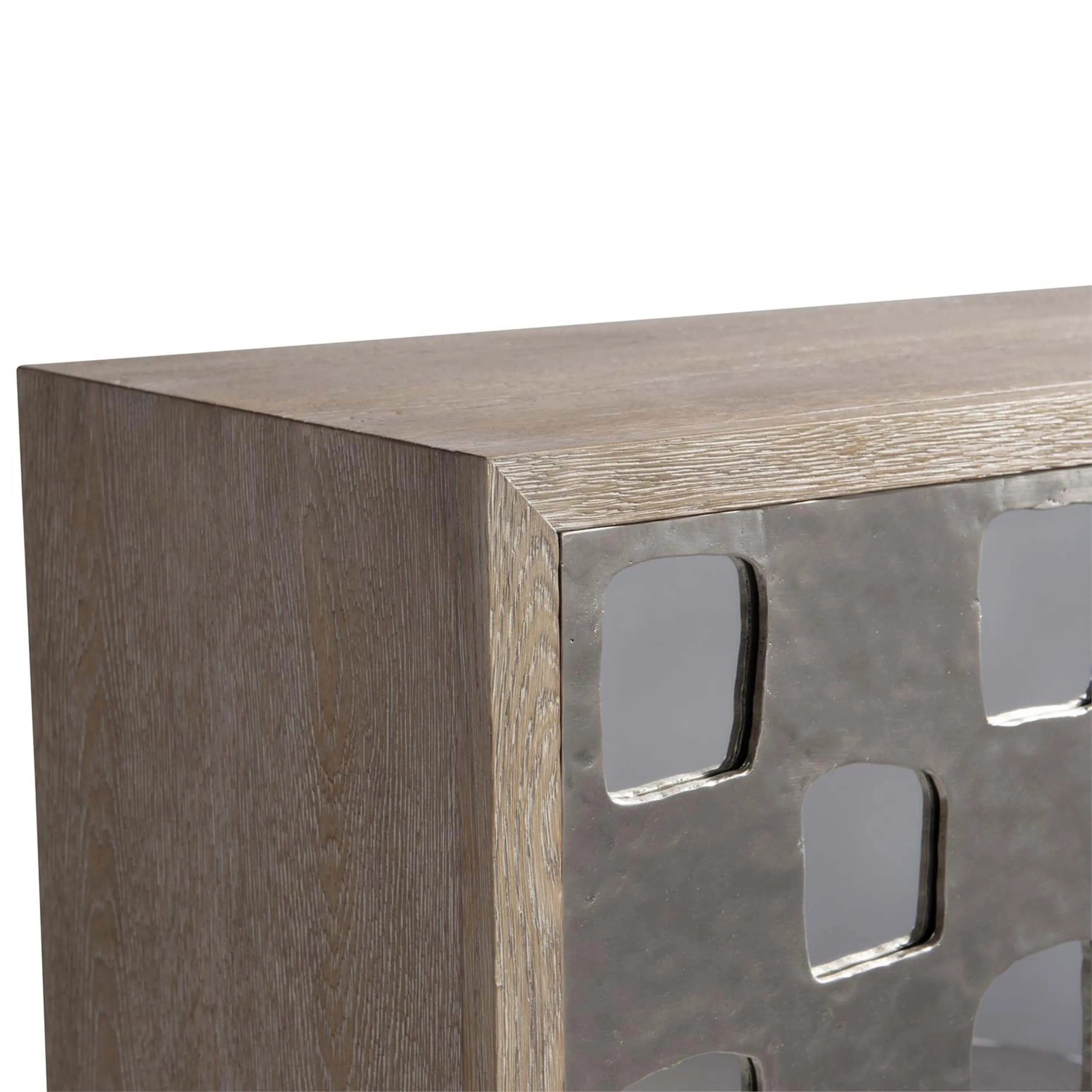 Aventura Door Chest