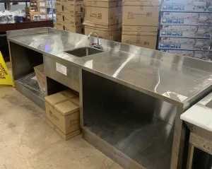 Cabinet with Storage Area [Clearance]