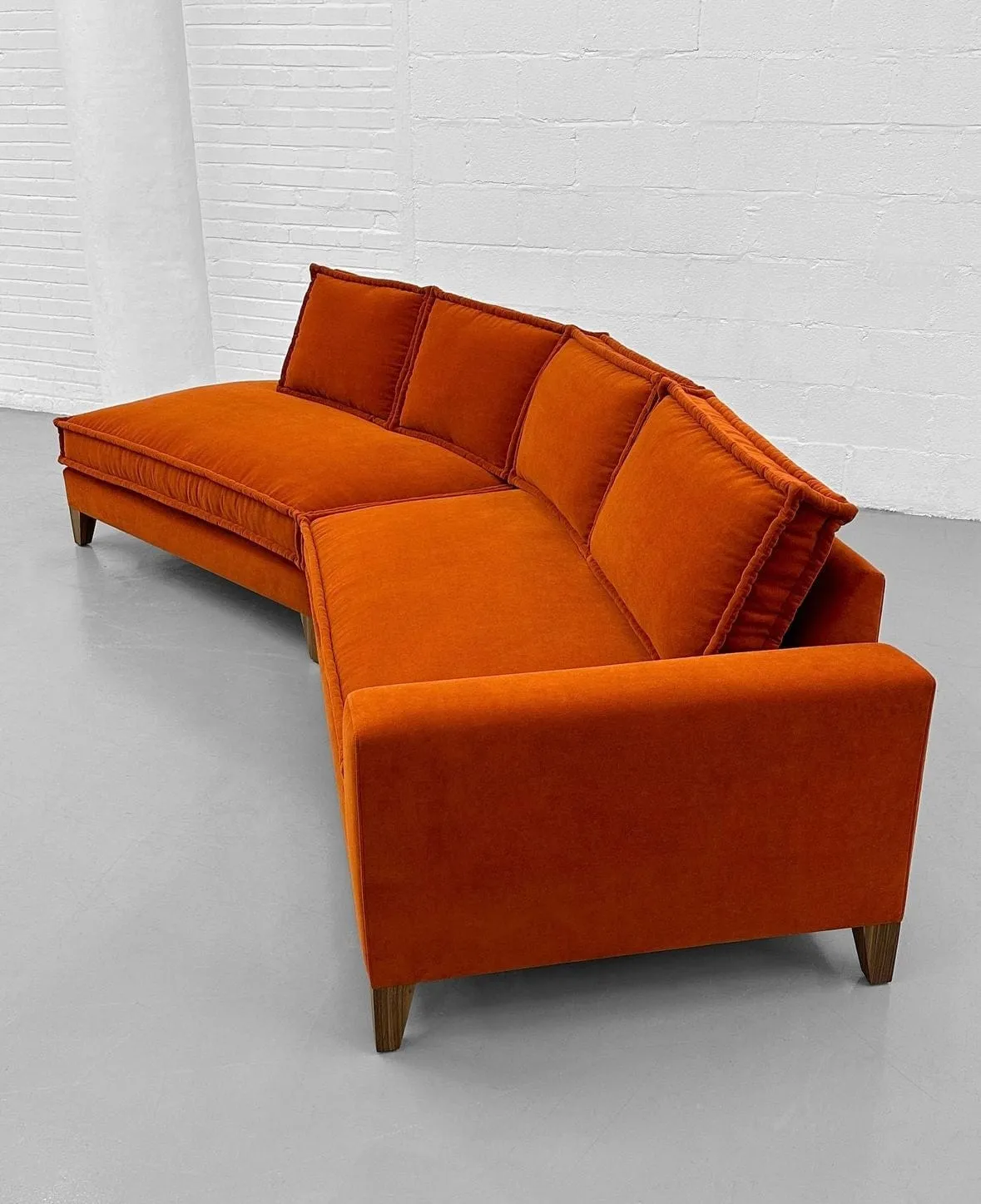 Carol Scratch Resistant Angular Bent Chaise Sectional Sofa