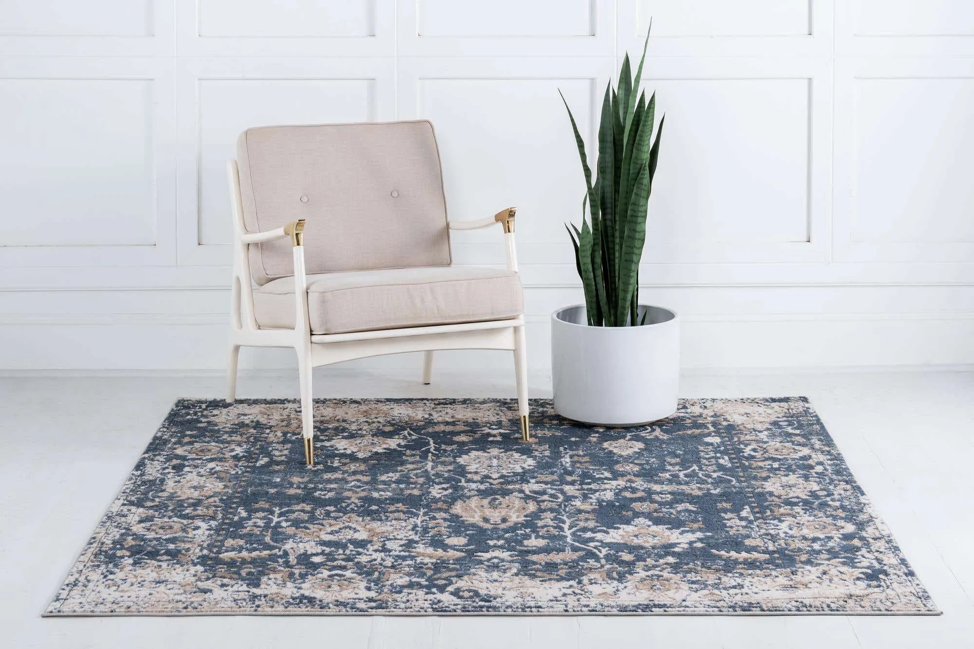 Central Rug