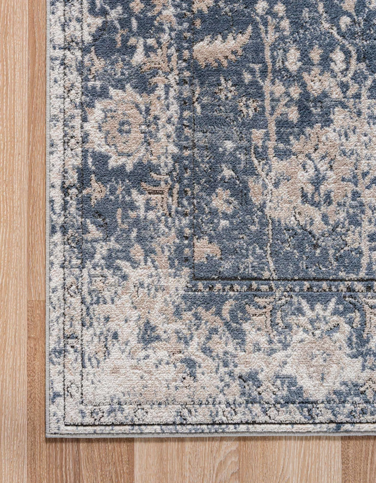 Central Rug