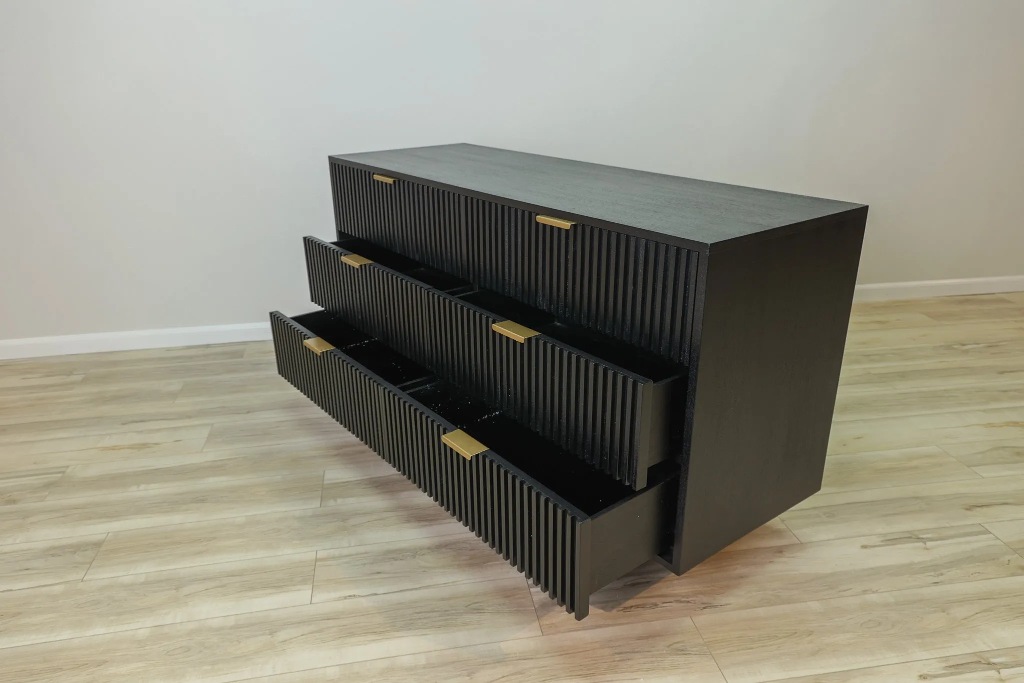 Dunn Dresser