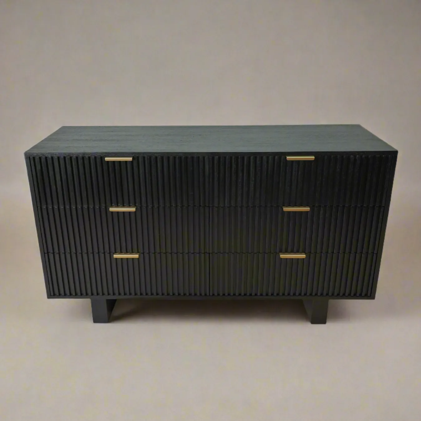 Dunn Dresser