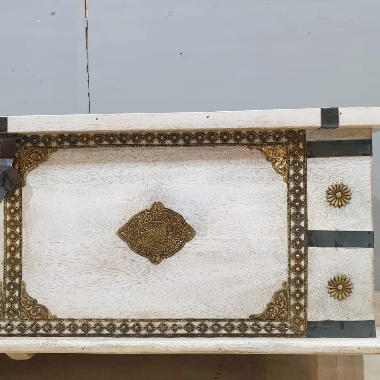 Indian Handmade Carved Wooden Trunk Blanket Box with Brass Fittings 115x40x45Cm