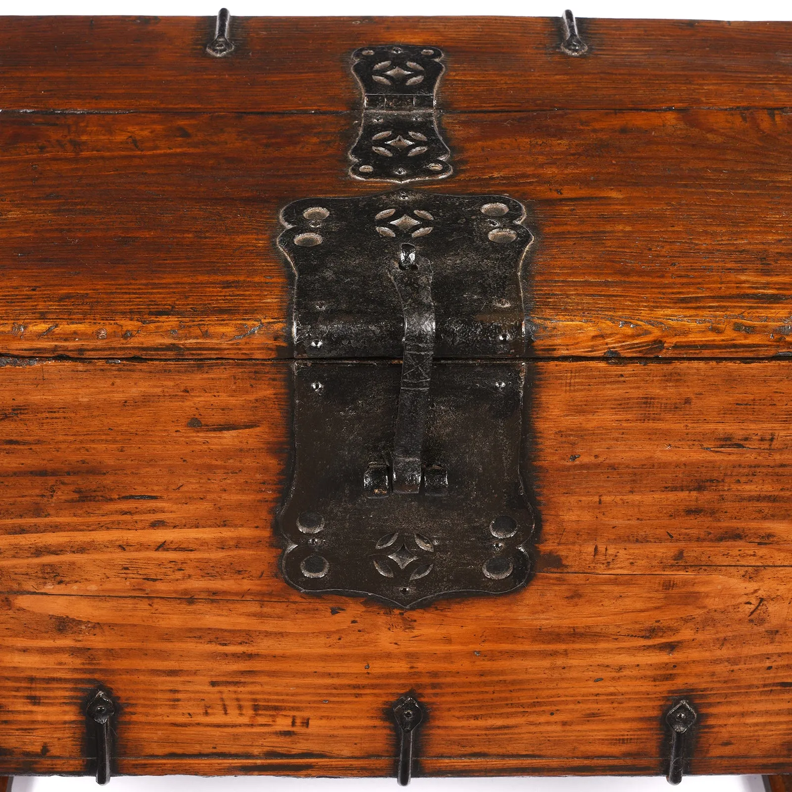 Korean Ton Kwe Coin Chest (With Later Stand) - Ca 1920