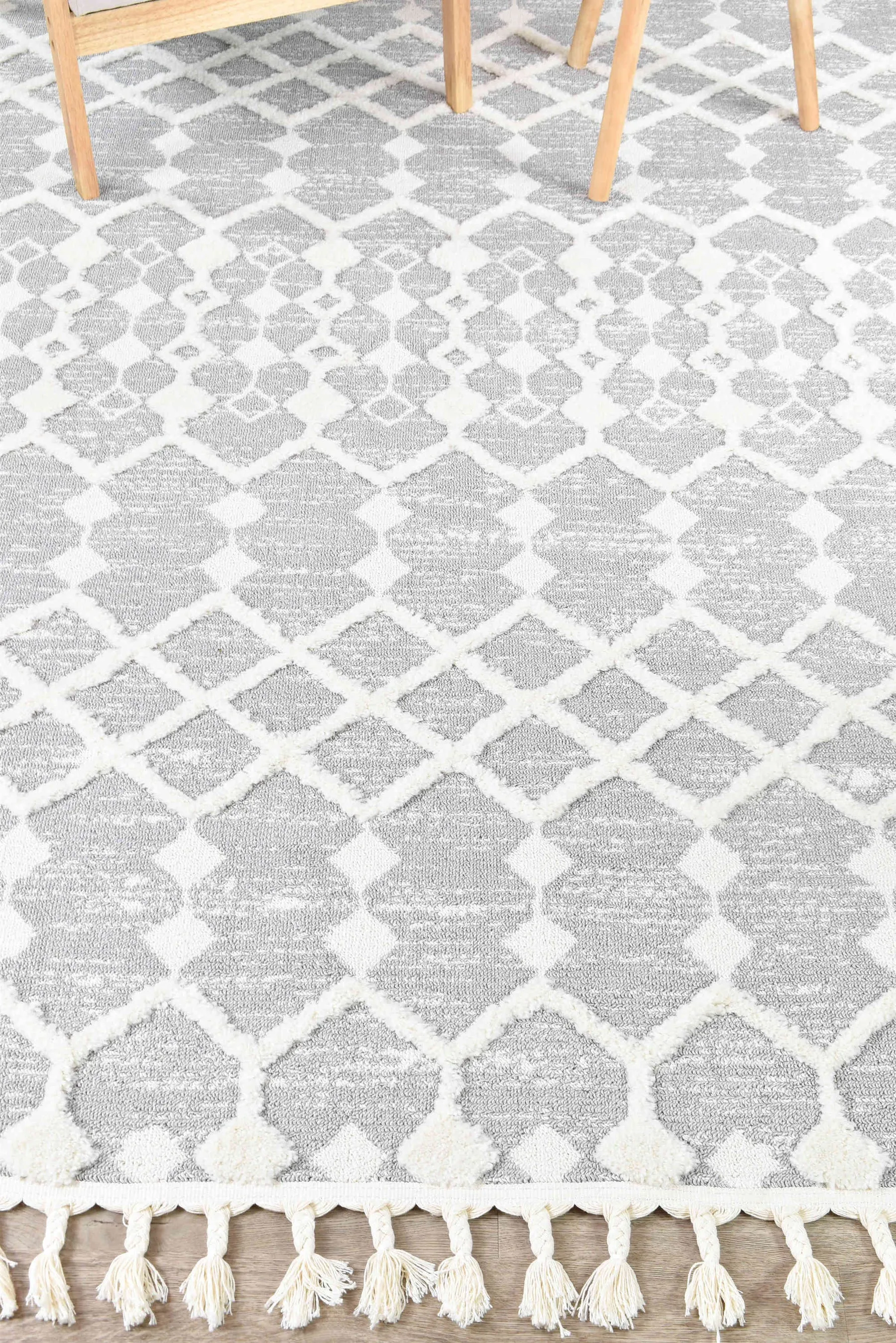 Mia B0361A Grey Rug by Austex
