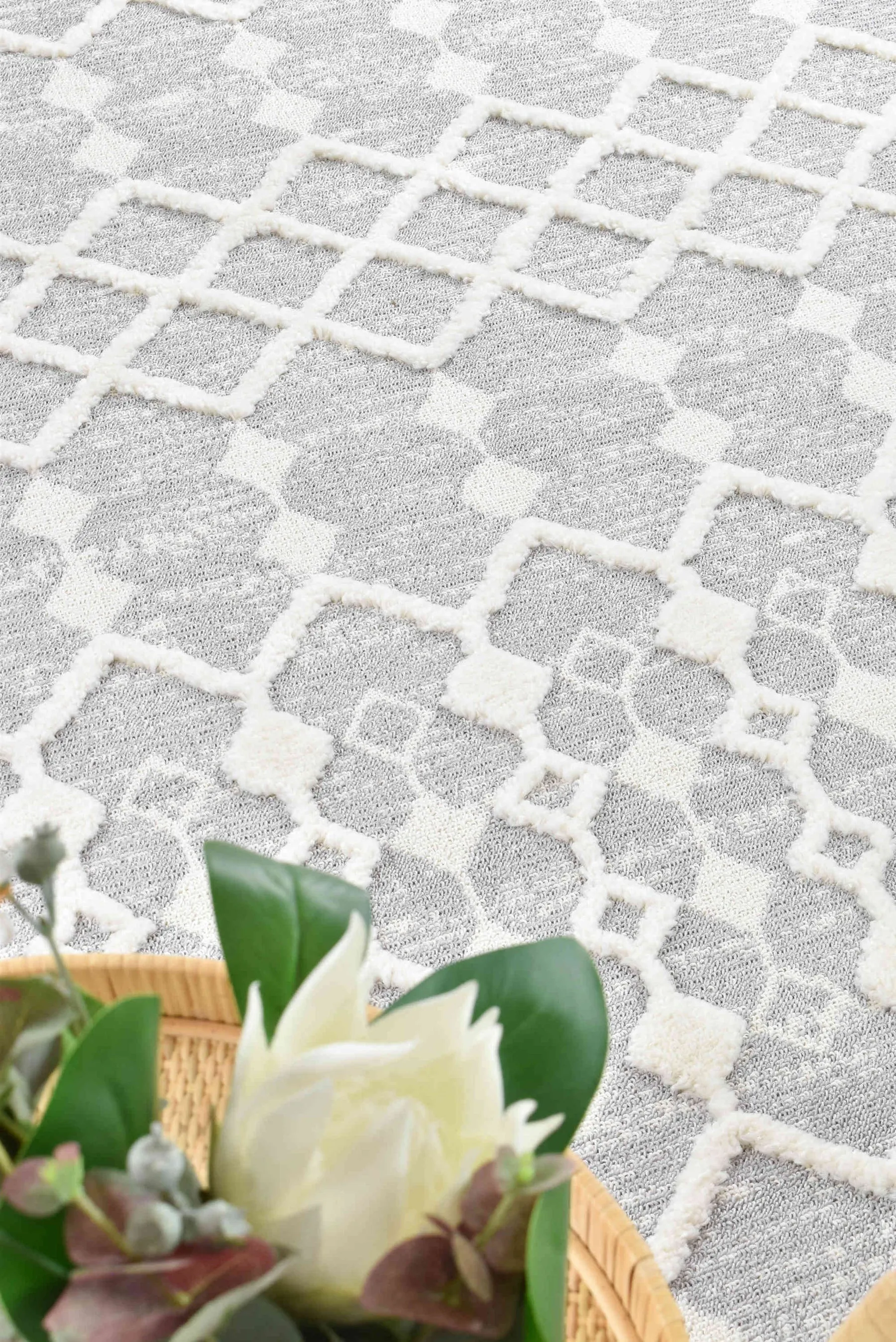 Mia B0361A Grey Rug by Austex