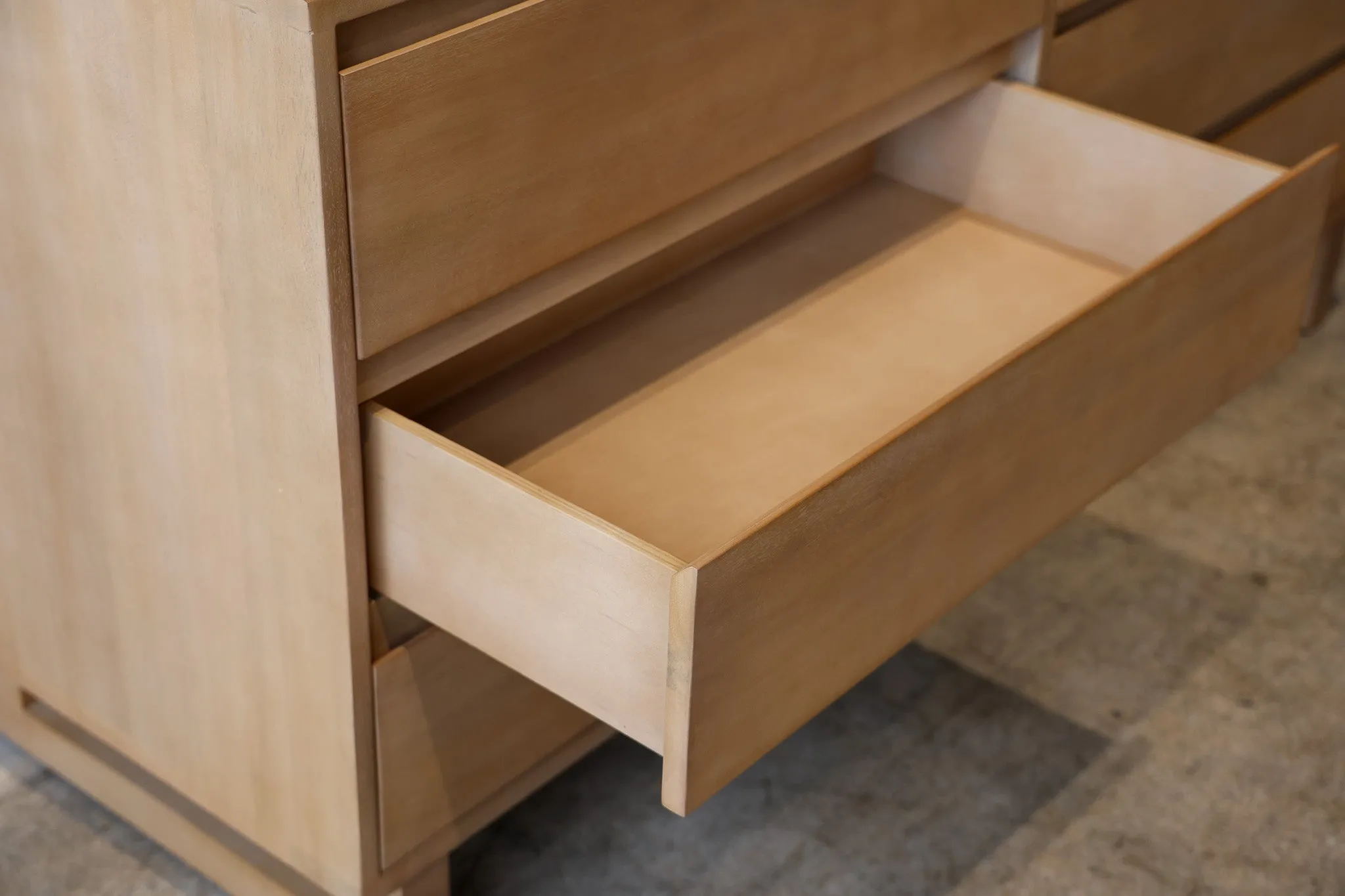 Oslo Dresser