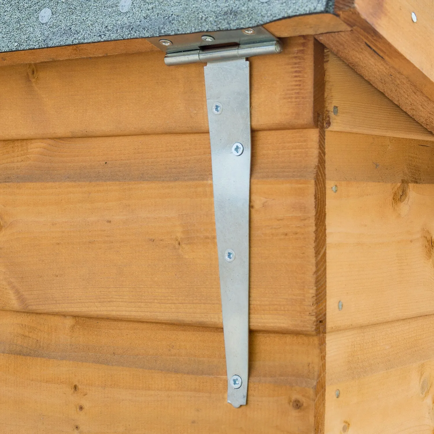 Rowlinson Shiplap Patio Chest